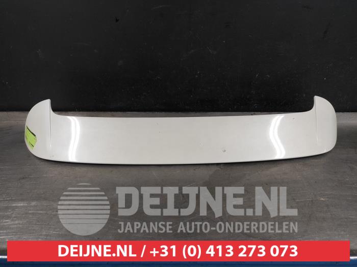 Nissan Pulsar Spoiler O519514