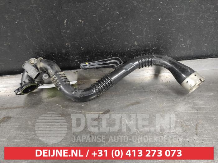 Gebruikte Intercooler Buis Nissan Pulsar (C13) 1.2 DIG-T 16V Prijs € 50,00 Margeregeling aangeboden door V.Deijne Jap.Auto-onderdelen BV