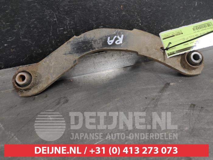 Mitsubishi Lancer Draagarm rechts-achter O519616
