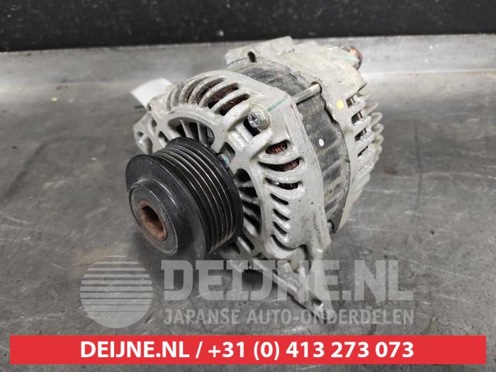 Gebruikte Dynamo Mitsubishi L-200 2.4 Clean Diesel 4WD Prijs € 275,00 Margeregeling aangeboden door V.Deijne Jap.Auto-onderdelen BV