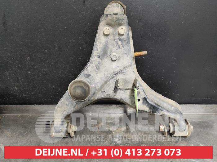 Mitsubishi L200 Draagarm onder links-voor O520093