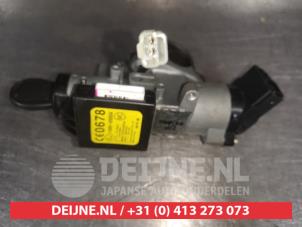 Chevrolet Aveo Ignition lock + key O520306 photo 3