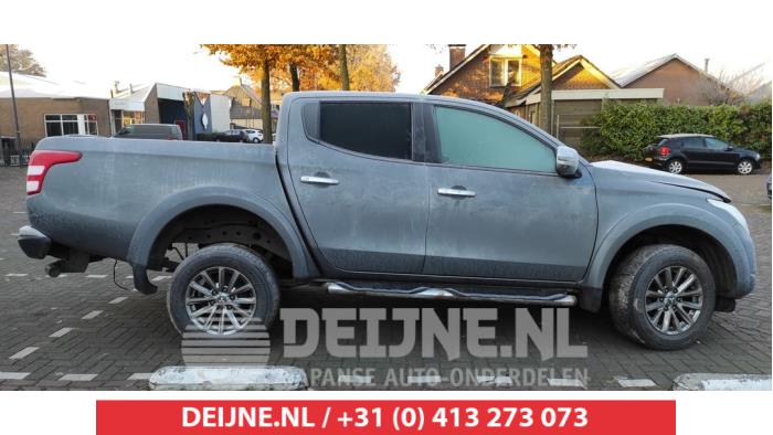 Mitsubishi L200 Portier 4Deurs rechts-achter O520339