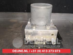 Toyota Verso ABS Pomp O520421 foto 2