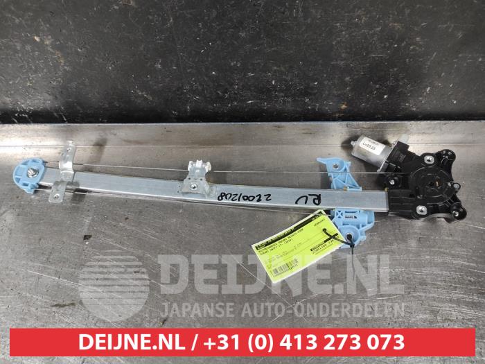 Suzuki Swift Fenstermechanik 4-türig rechts vorne O520575