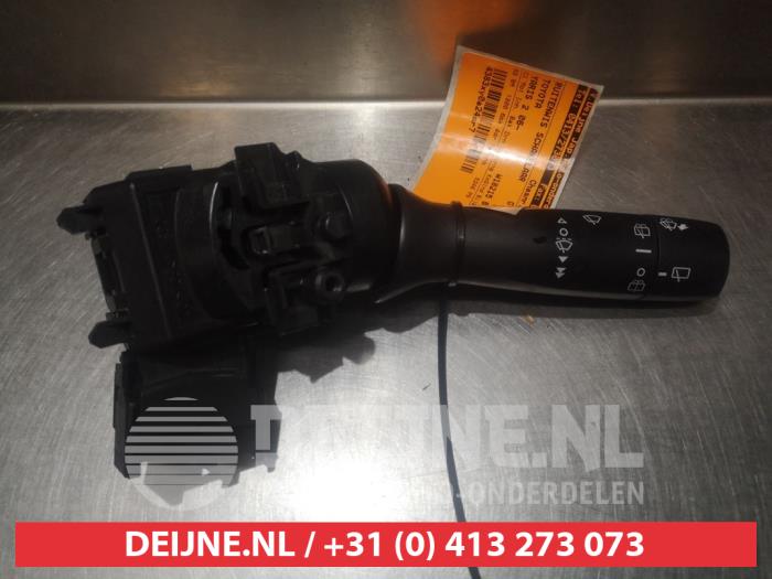 Toyota Yaris Ruitenwis Schakelaar O310346