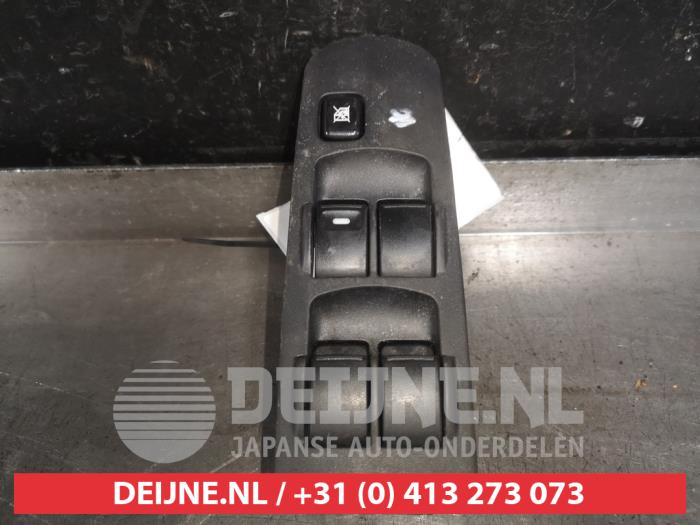 Mitsubishi Colt Combischakelaar ramen O521104