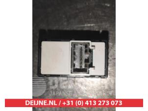 Kia Rio Schalter O521498 foto 2