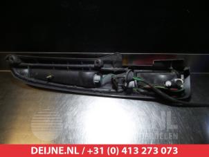 Daihatsu Move Rücklicht rechts O299958 foto 3