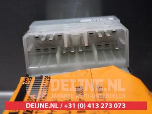 Suzuki SX-4 Multi-functional window switch O312247 photo 2