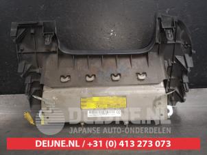 Toyota Auris Airbag Knie links O521680 foto 2