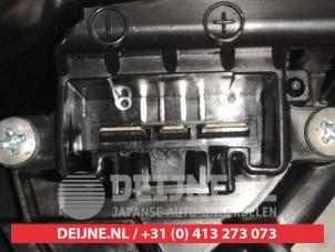 Toyota Auris Kachel Ventilatiemotor O521681 foto 3