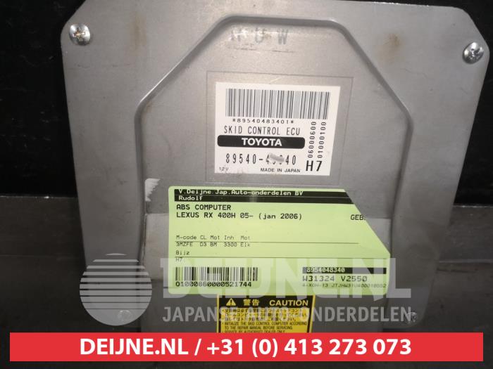 Gebruikte Computer ABS Lexus RX (U3) 400h V6 24V VVT-i 4x4 Prijs € 100,00 Margeregeling aangeboden door V.Deijne Jap.Auto-onderdelen BV