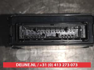 Toyota Rav-4 Gateway module O521780 foto 2