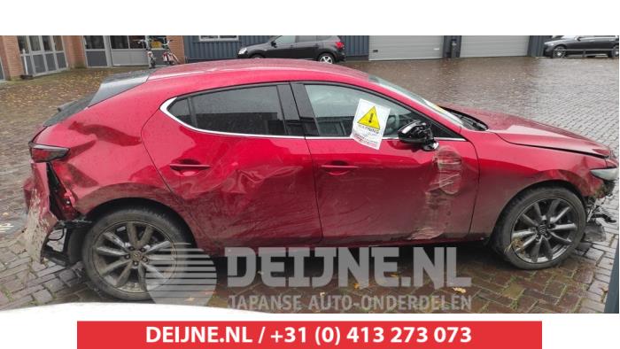 Mazda 3 Türscheibe 4-türig rechts hinten O521811