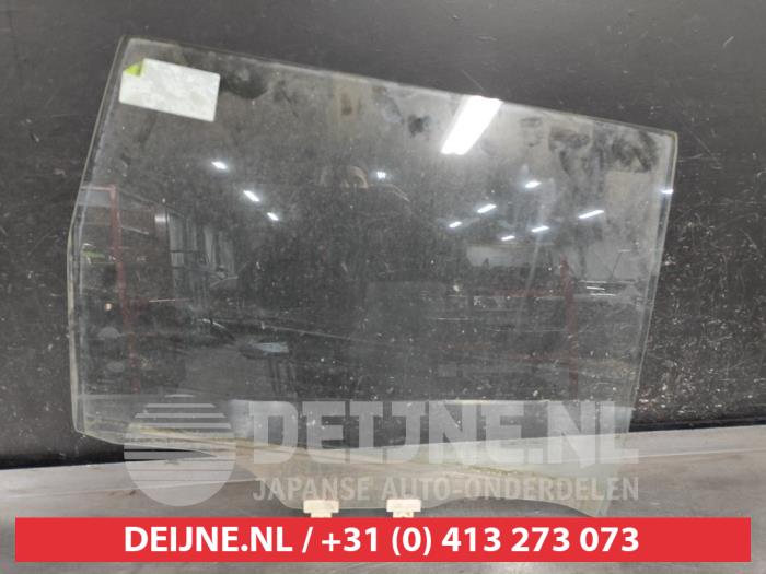 Nissan X-Trail Portierruit 4Deurs rechts-achter O521860