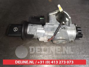 Nissan Note Kontaktslot+Sleutel O521973 foto 2