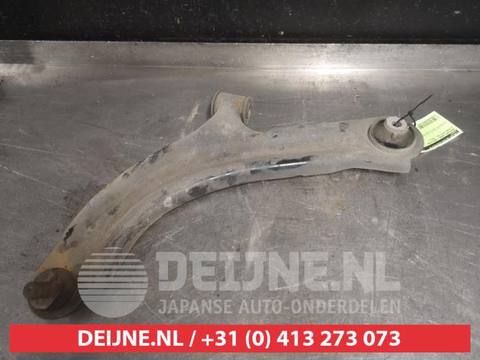 Nissan Note Querlenker unten links vorne O521982