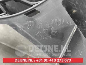 Toyota Aygo Stoßstangenrost O522096 foto 3
