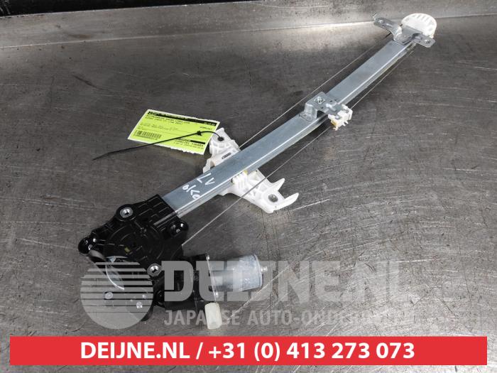 Suzuki Ignis Fenstermechanik 4-türig links vorne O522115