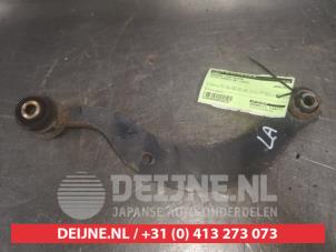 Toyota Avensis Querlenker links hinten O522232 foto 2