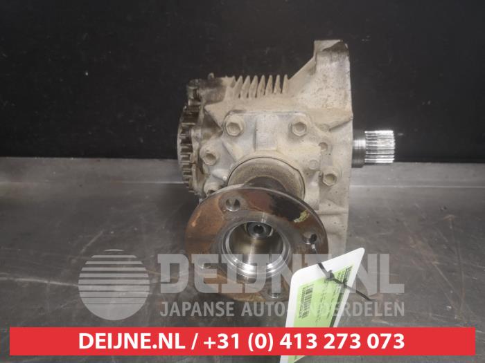 Gebruikte Tussenbak 4x4 Nissan X-Trail (T30) 2.2 dCi 16V 4x4 Prijs € 200,00 Margeregeling aangeboden door V.Deijne Jap.Auto-onderdelen BV
