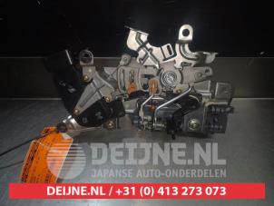 Toyota Previa Türschlossmechanik 4-türig rechts hinten O281814 foto 2