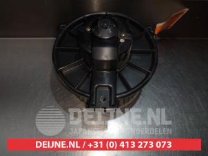 Daihatsu Gran Move Heating and ventilation fan motor O367331 photo 2