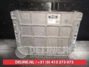 Toyota Avensis Engine management computer O522623 photo 2