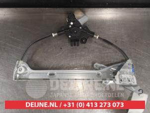 Toyota Corolla Ruitmechaniek 4Deurs links-voor O522662 foto 2