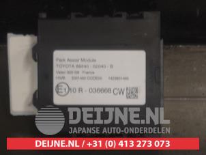 Gebruikte PDC Module Toyota Auris Touring Sports (E18) 1.8 16V Hybrid Prijs € 40,00 Margeregeling aangeboden door V.Deijne Jap.Auto-onderdelen BV