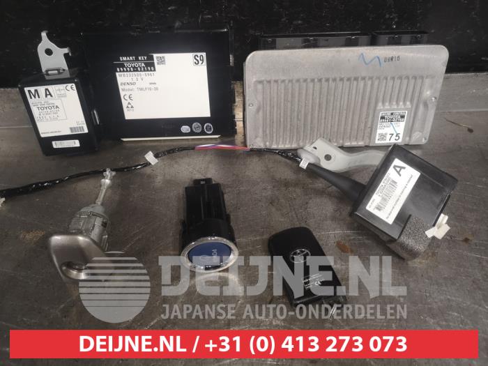 Toyota Auris Computer Motormanagement O522861