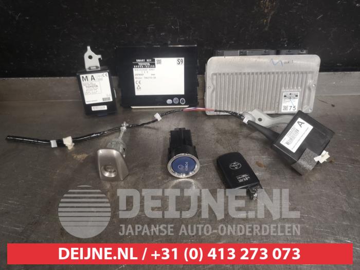 Toyota Auris Slotenset Cilinder (compleet) O522863