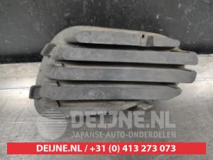 Mitsubishi Carisma Bumper grille O522872 photo 2