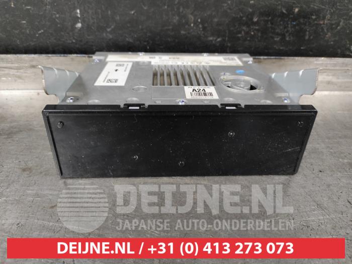 Kia EV6 Regeleinheit Multi Media O523004