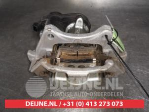 Toyota Corolla Bremszange rechts hinten O523204 foto 3
