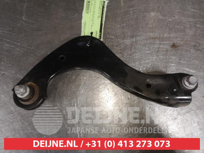 Toyota Corolla Draagarm rechts-achter O523211