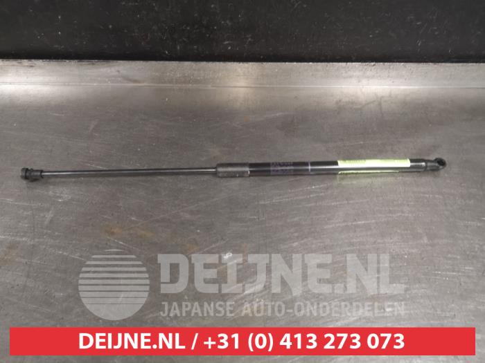 Toyota Aygo Gasdemper links-achter O523235