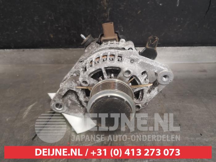 Gebruikte Dynamo Toyota Aygo (B40) 1.0 12V VVT-i Prijs € 30,00 Margeregeling aangeboden door V.Deijne Jap.Auto-onderdelen BV