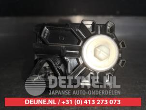 Suzuki Alto Scheinwerfermotor O523252 foto 2