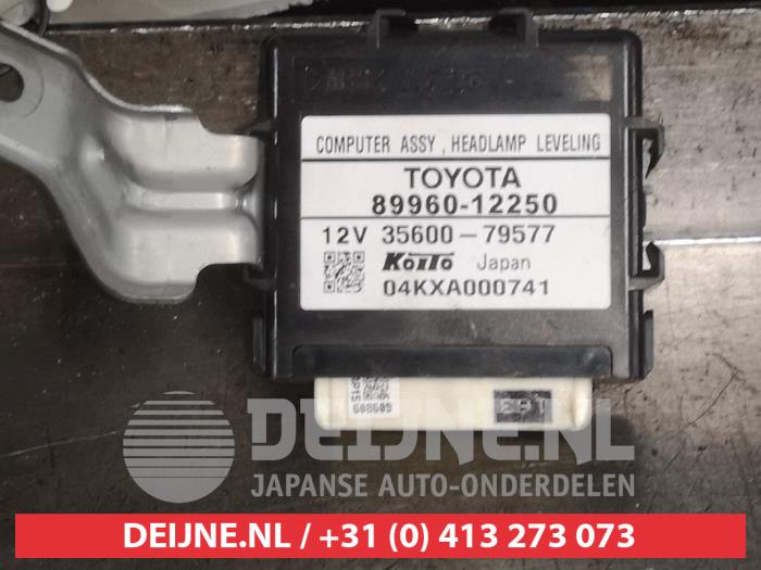 Toyota Auris Computer Verlichting O523313