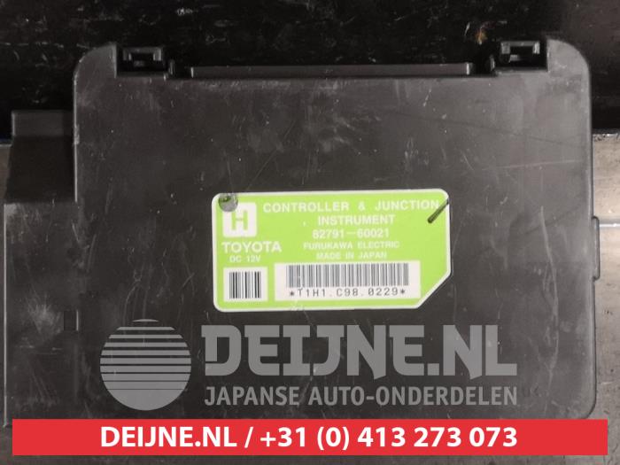 Gebruikte Bodycontrol Module Toyota Land Cruiser 100 (J10) 4.2 TDI 100 24V Prijs € 25,00 Margeregeling aangeboden door V.Deijne Jap.Auto-onderdelen BV