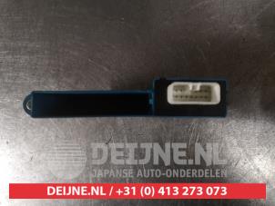 Toyota Rav-4 Central door locking module O523363 photo 2