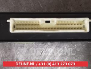 Toyota Yaris Central door locking module O523364 photo 2