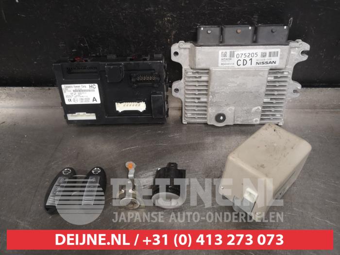 Nissan Note Slotenset Cilinder (compleet) O523528