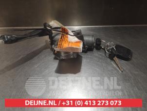 Kia Sportage Kontaktslot+Sleutel O335276 foto 3
