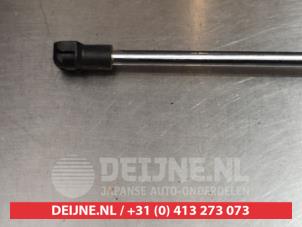 Mazda 5 Rear gas strut, left O293620 photo 2