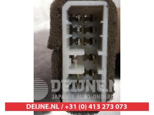 Kia Sportage Multi-functional window switch O311819 photo 2