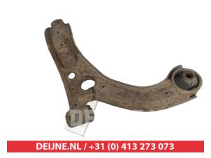 Daihatsu Cuore Draagarm onder links-voor O523670 foto 2