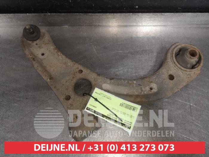 Daihatsu Cuore Front lower wishbone, right O523671